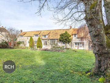Vente Maison 8 pièces 250 m2 Orgerus