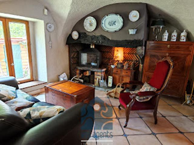 Vente Maison 8 pièces 250 m2 Authezat