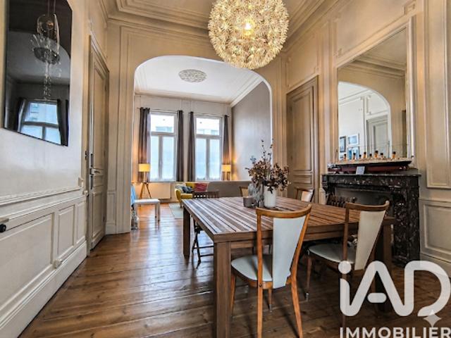 Vente Maison de ville 8 pièces 250 m2 Armentieres