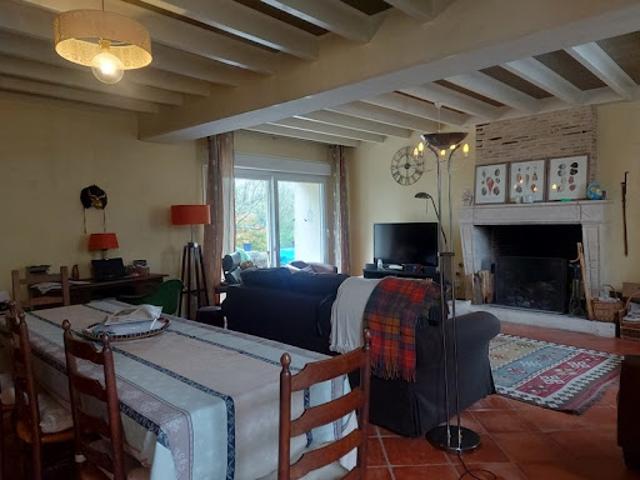 Vente Maison 8 pièces 250 m2 Jonzac