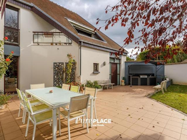 Vente Maison 8 pièces 250 m2 Pontoise