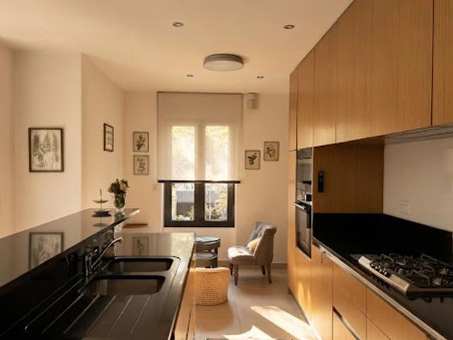 Vente Maison 8 pièces 250 m2 Saint maur des fosses