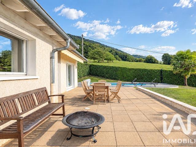 Vente Maison 8 pièces 250 m2 Saint Cergues