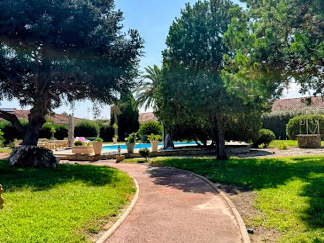 Vente Maison 8 pièces 250 m2 Saint Estève