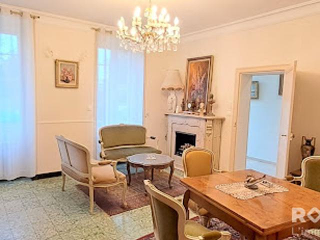 Vente Maison 8 pièces 250 m2 Tonnay Charente