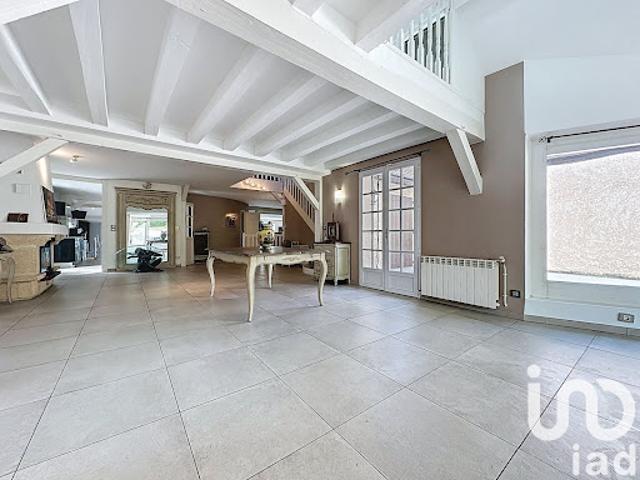 Vente Maison 8 pièces 250 m2 Chatres
