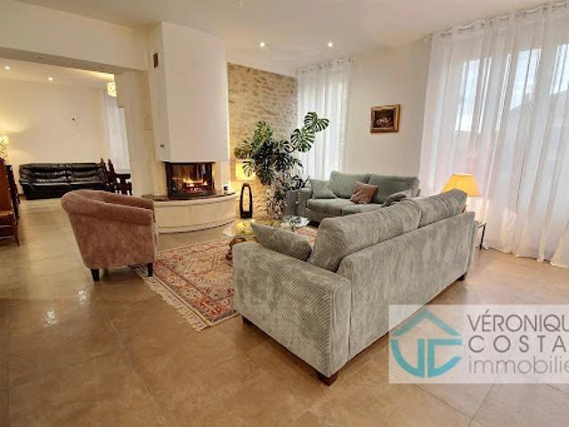 Vente Maison 8 pièces 250 m2 Varacieux