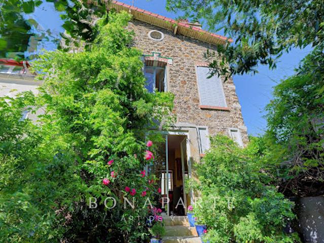 Vente Maison 8 pièces 251 m2 Montreuil