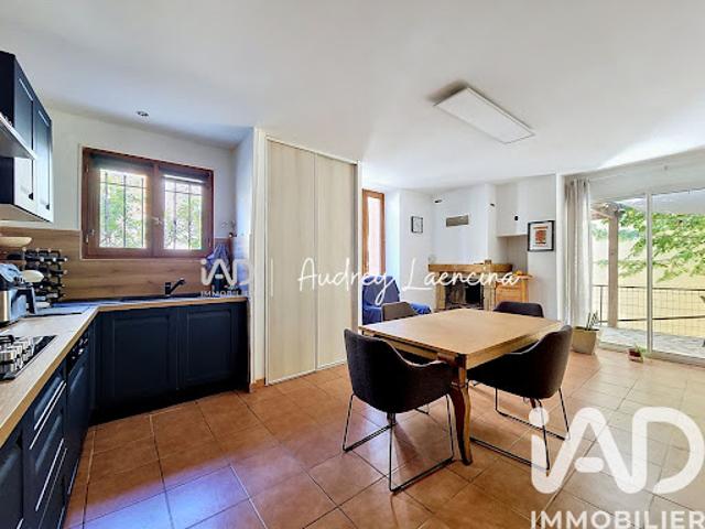Vente Maison 8 pièces 251 m2 Saint Nazaire de Ladarez