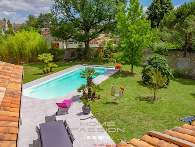 Vente Maison 8 pièces 251 m2 Saujon