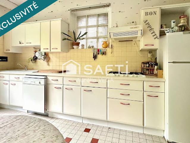 Vente Maison 8 pièces 253 m2 Lavelanet