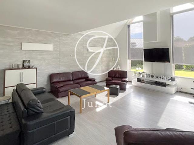 Vente Maison 8 pièces 264.61 m2 La Gorgue