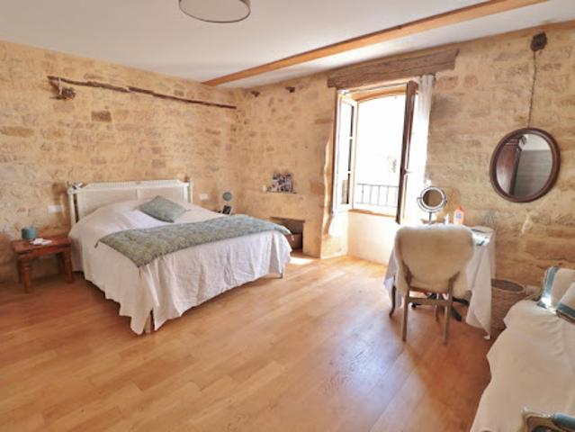 Vente Maison 8 pièces 265 m2 Domme