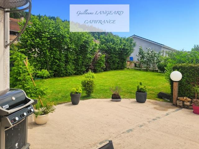 Vente Maison 8 pièces 265 m2 Saint martin du frene