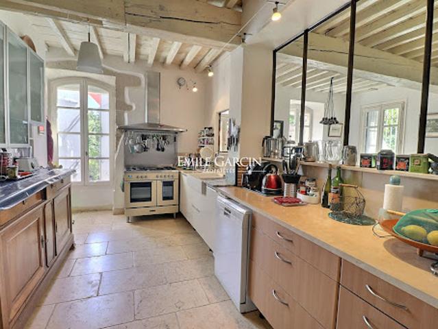 Vente Maison 8 pièces 266 m2 Boulbon