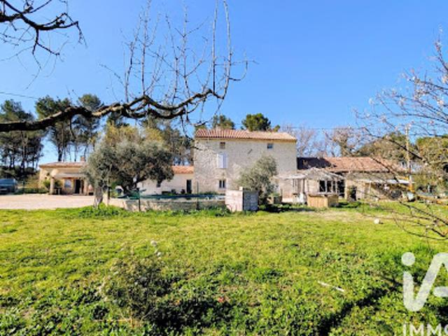 Vente Maison 8 pièces 266 m2 Pernes les Fontaines