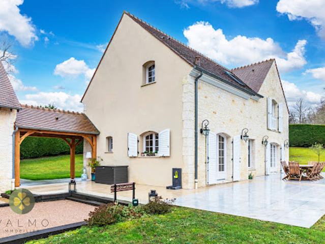 Vente Maison 8 pièces 266 m2 Mantes la Jolie