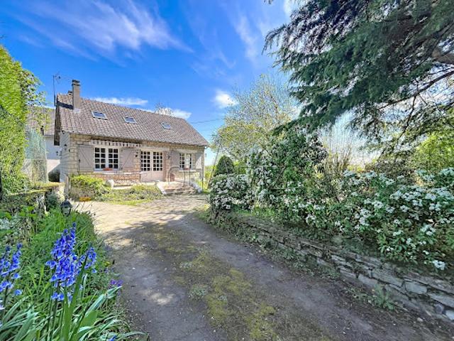 Vente Maison 8 pièces 267 m2 Magny en Vexin