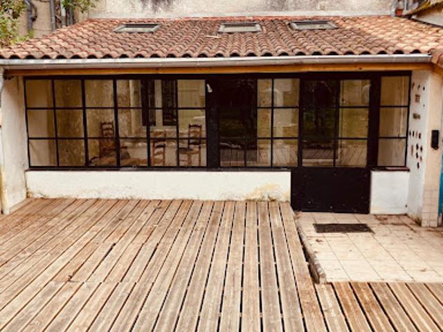 Vente Maison 8 pièces 267 m2 Lavardac