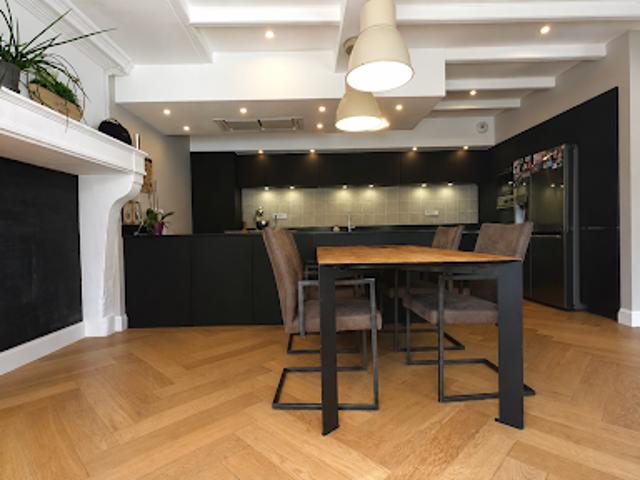 Vente Maison 8 pièces 267 m2 Saint Genis d'Hiersac