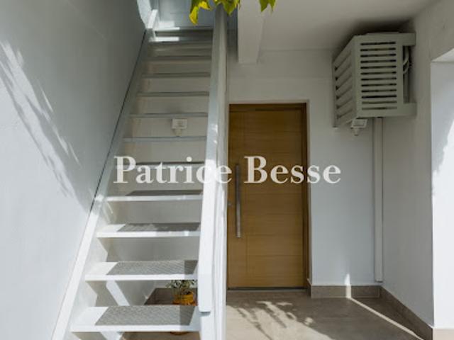 Vente Maison 8 pièces 260 m2 Marseille 12ème