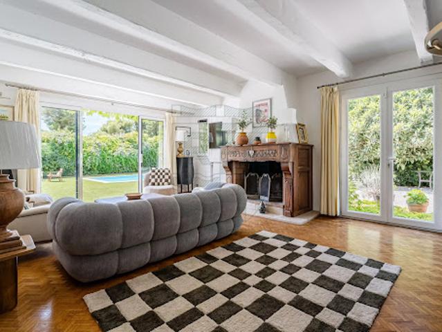 Vente Maison 8 pièces 260 m2 Marseille 12ème