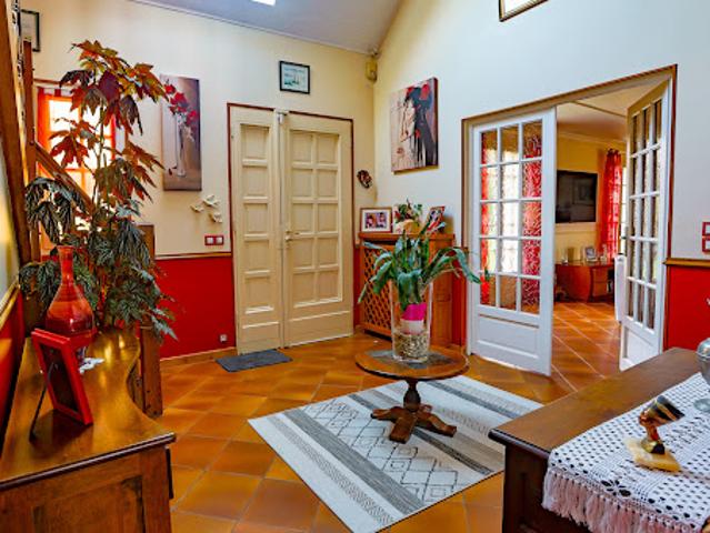 Vente Maison 8 pièces 260 m2 Goupillieres