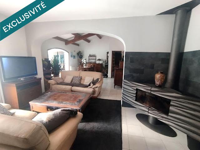 Vente Maison 8 pièces 260 m2 Hyeres