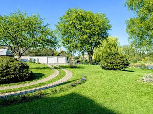 Vente Maison 8 pièces 260 m2 Lisieux