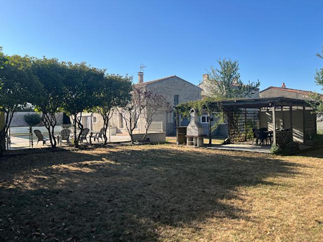 Vente Maison 8 pièces 260 m2 Sainte Soulle