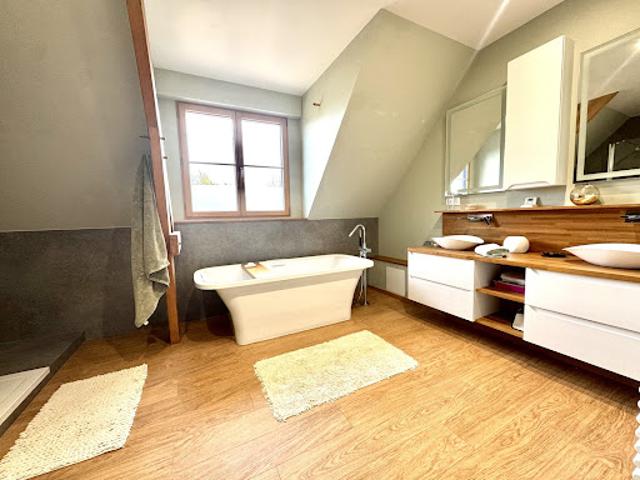 Vente Maison 8 pièces 260 m2 Senneville sur Fécamp