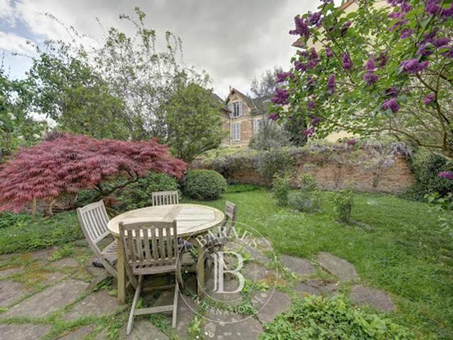 Vente Maison 10 pièces 260 m2 Versailles