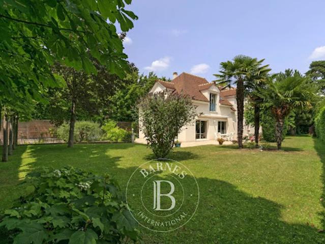 Vente Maison 8 pièces 261 m2 Le Vésinet