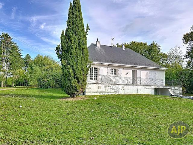 Vente Maison 8 pièces 262 m2 Erbray
