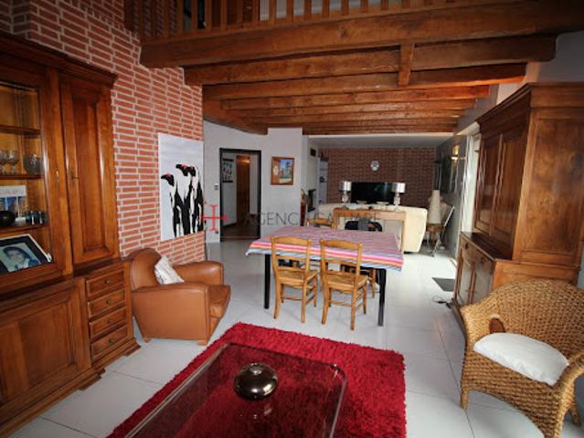 Vente Maison 8 pièces 262 m2 Lescure d'Albigeois