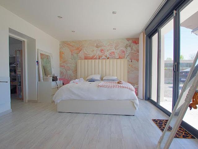 Vente Maison 8 pièces 227.88 m2 Eppeville