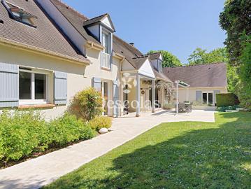 Vente Maison 8 pièces 275 m2 Saint Germain en Laye