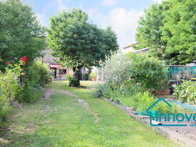 Vente Maison 11 pièces 276 m2 Grisolles