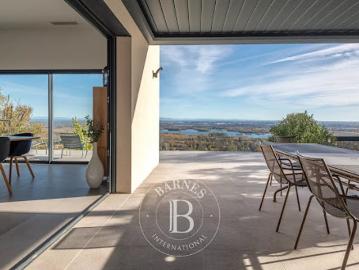 Vente Maison 8 pièces 278 m2 Neyron