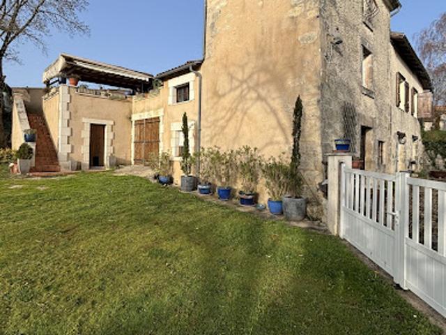 Vente Maison 8 pièces 278 m2 Biras
