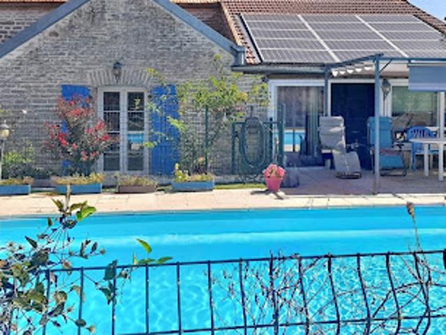 Vente Maison 9 pièces 278 m2 Villecomte