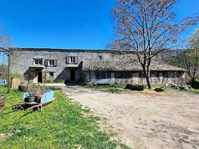 Vente Maison 8 pièces 279 m2 Noyers sur Jabron