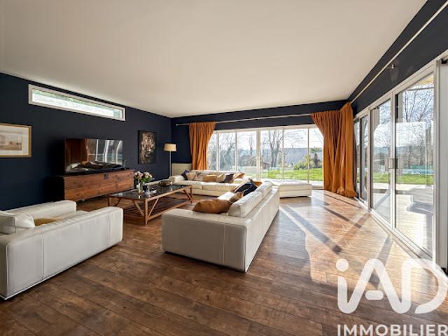 Vente Maison 8 pièces 279 m2 Santeny