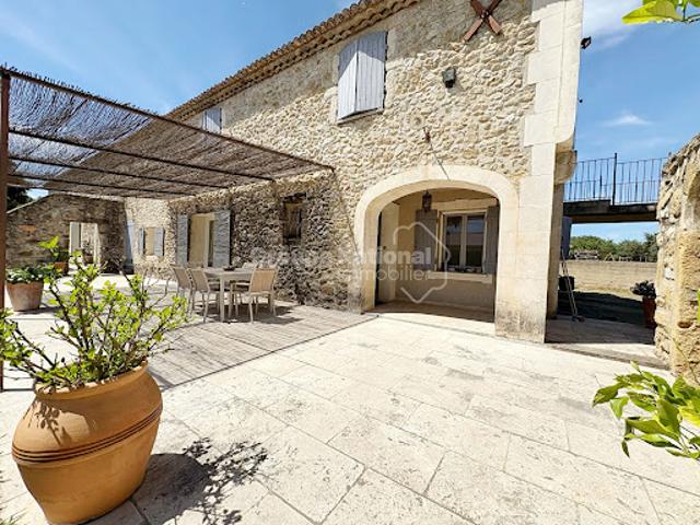 Vente Maison 8 pièces 270 m2 Aureille