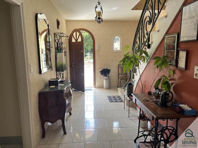 Vente Maison 8 pièces 270 m2 Dignac
