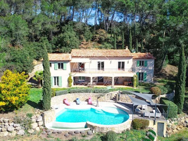 Vente Maison 8 pièces 270 m2 Flayosc