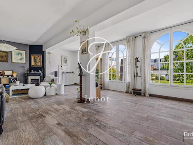 Vente Maison 8 pièces 270 m2 Rueil Malmaison