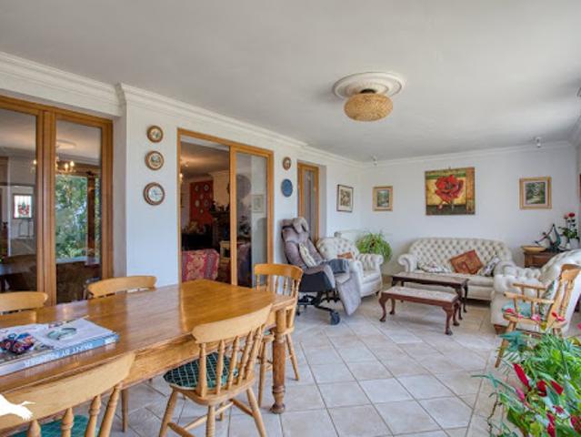 Vente Maison 8 pièces 271 m2 La Chapelle Saint Jean