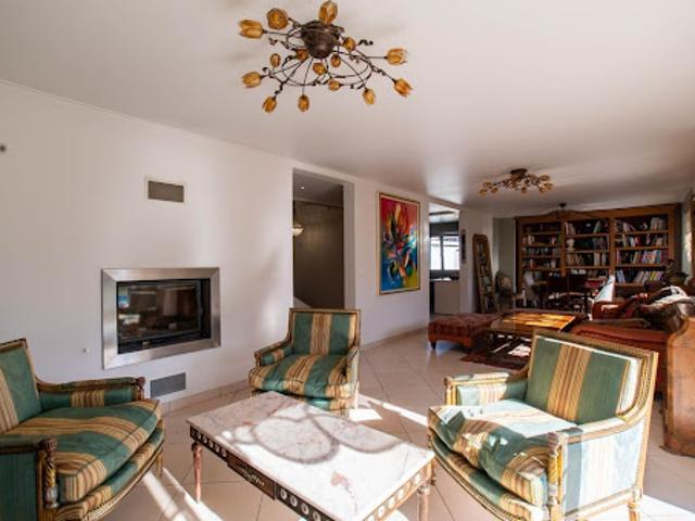 Vente Maison 8 pièces 272 m2 Annemasse