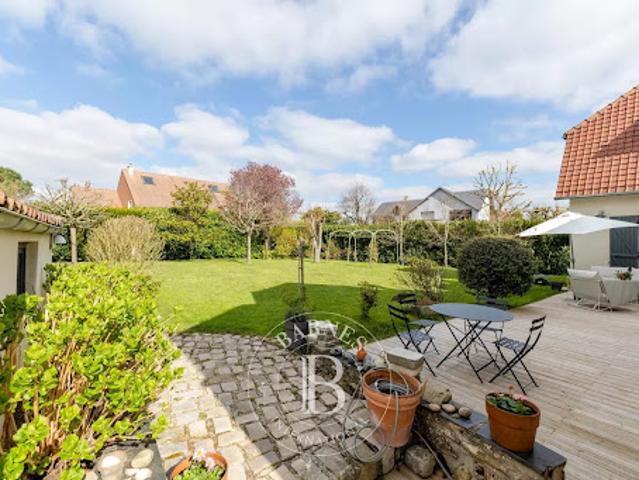 Vente Maison 8 pièces 272 m2 Saint Nom la Bretèche